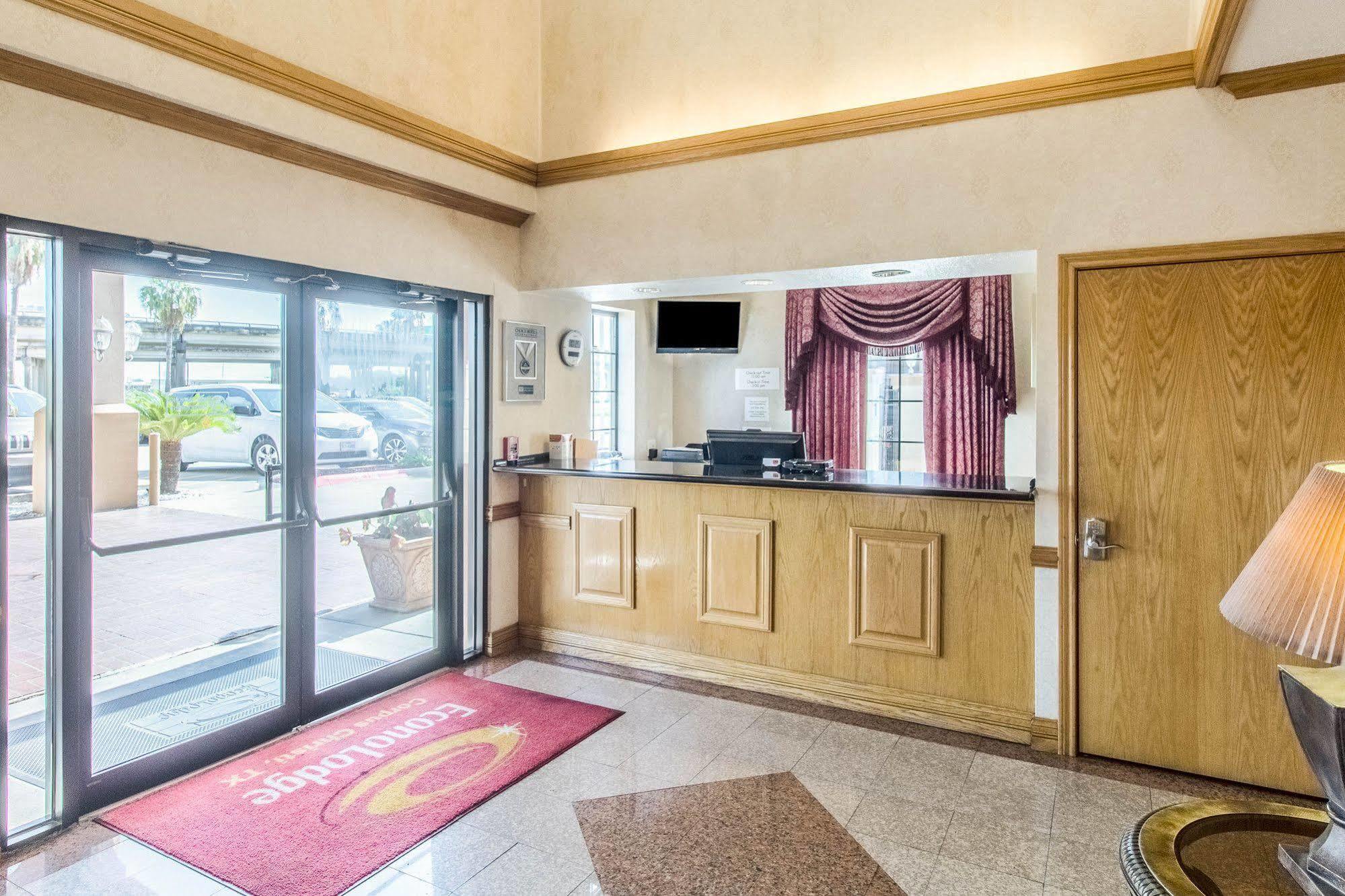 Econo Lodge Inn & Suites Corpus Christi Dış mekan fotoğraf